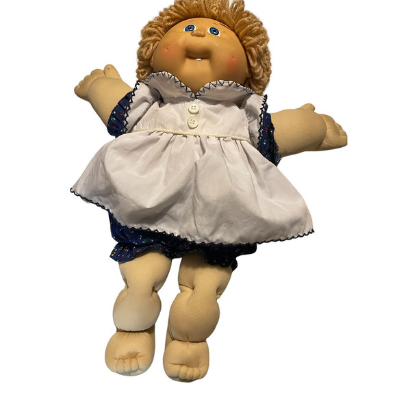 GENUINE collectors cabbage patch kid - Picture 2 of 5